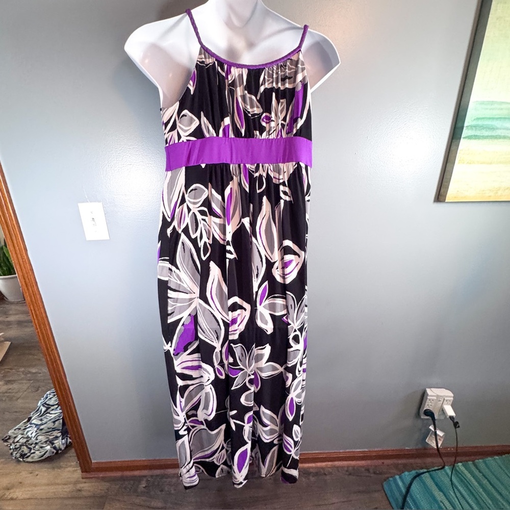 joei & i XL Floral Maxi Dress, Black, Purple & White - Picture 6 of 11